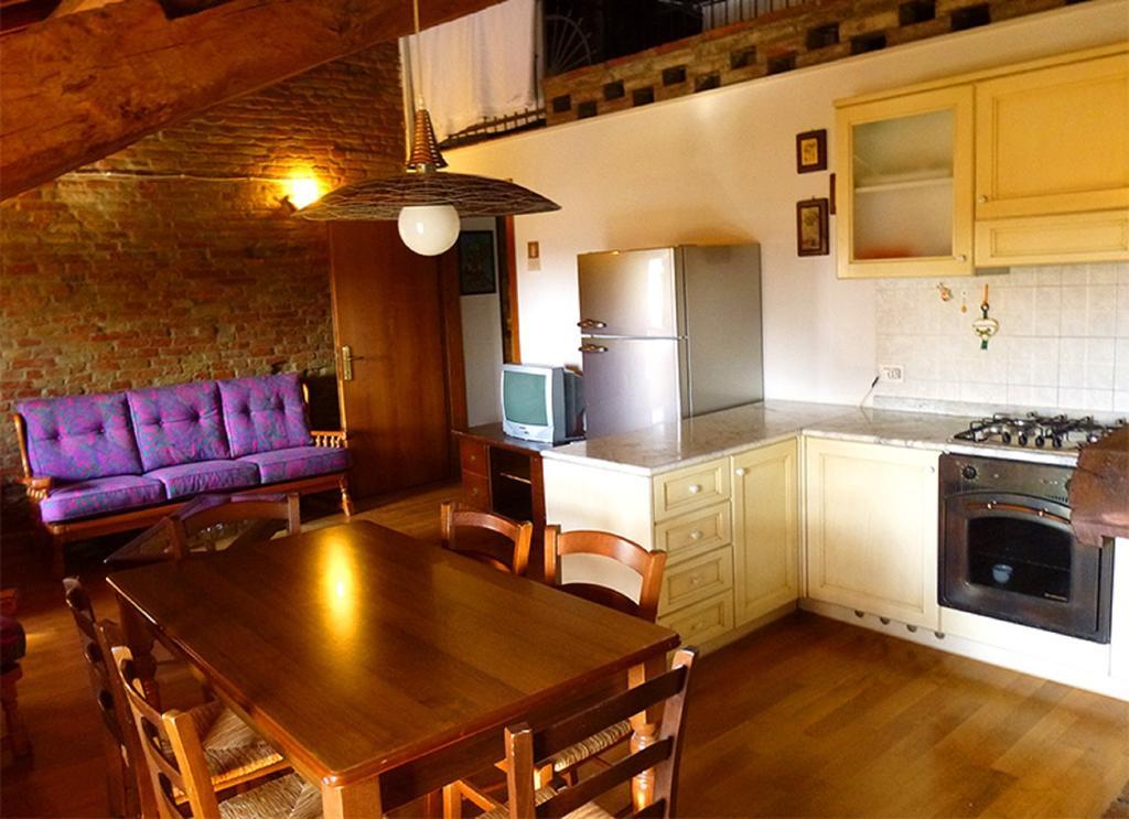 La Tomina Guest House Mirandola Room photo